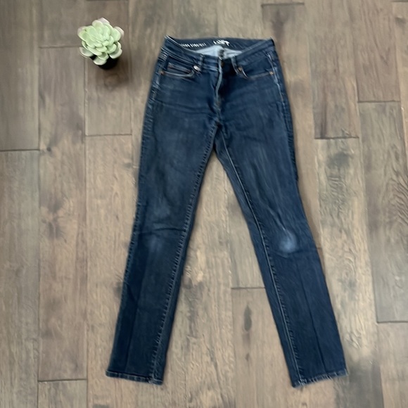 🌸 3/$25 LOFT | Modern Straight Jeans - Picture 4 of 8